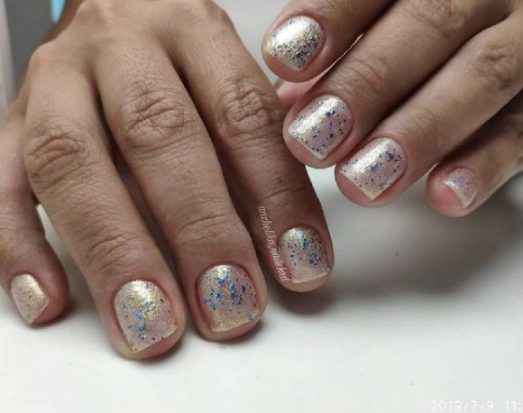 Molekula gel varnish No. 084 (transparent with gold microgloss and blue sparkles), 11 ml