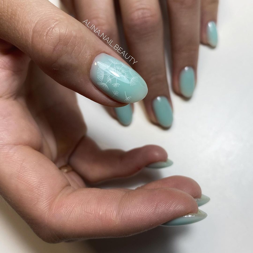 Valeri Nail base French Base 033 (mint blue), 12 ml Valeri Nail base French Base 033 (mint blue), 12 ml
