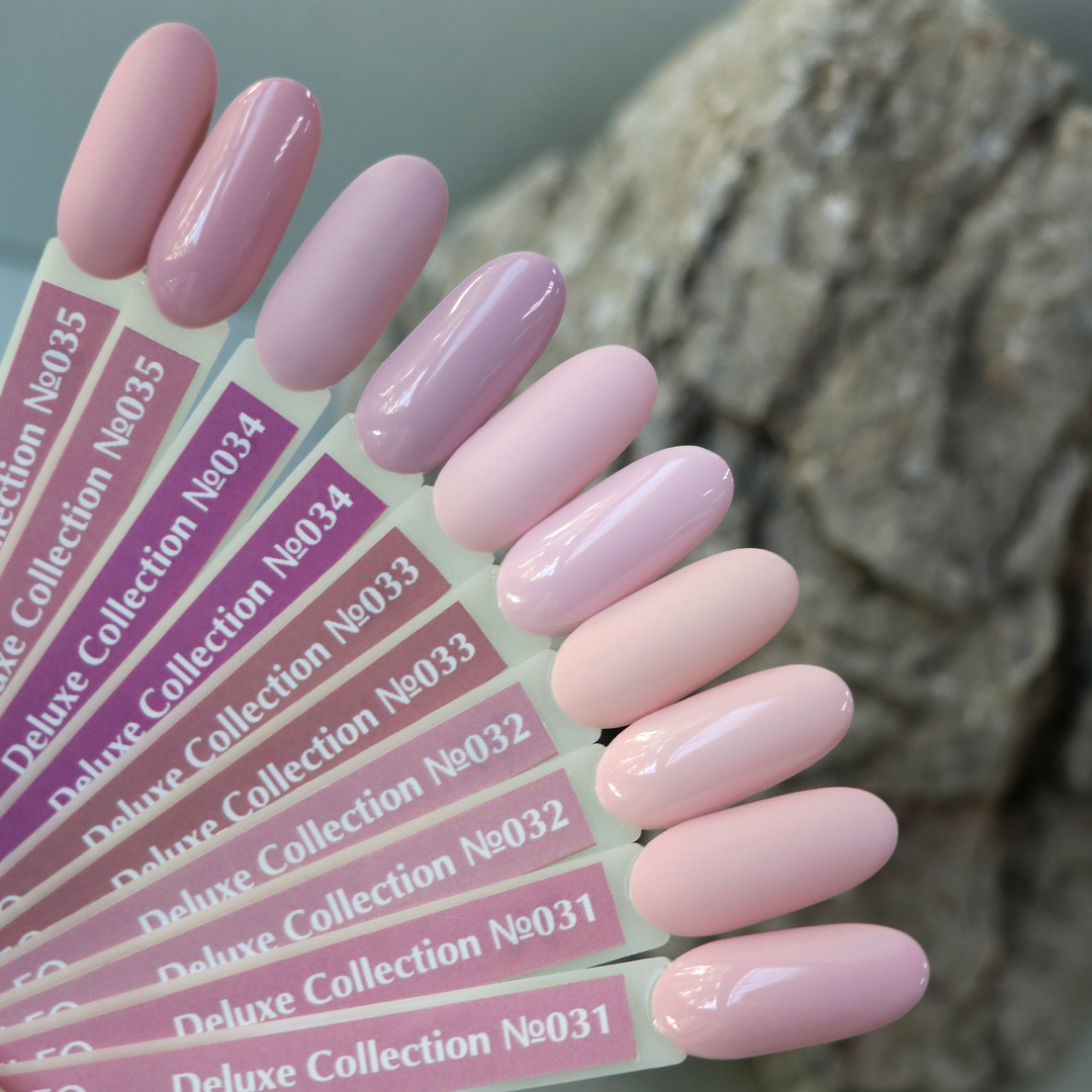 Gel varnish Komilfo Deluxe Series No. D035 (light beige-gray, enamel), 8 ml
