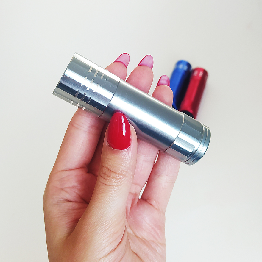 Portable UV LED Flashlight for Express Drying of Gel Polish, Silver