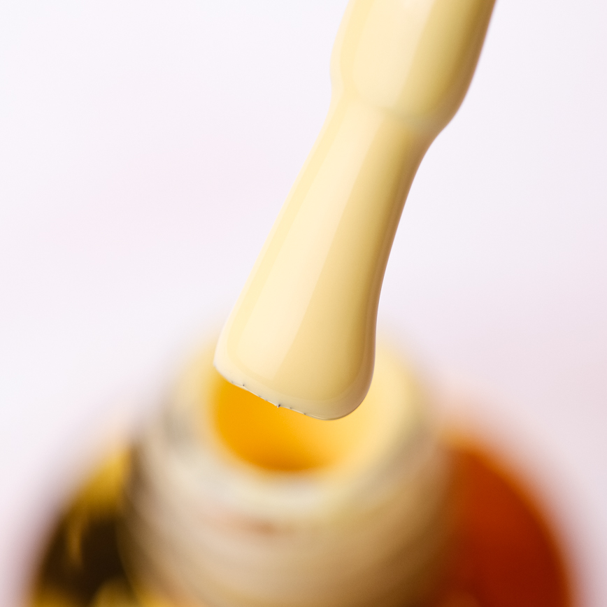 FOX Spectrum gel varnish No. 019 (light yellow, enamel), 7 ml