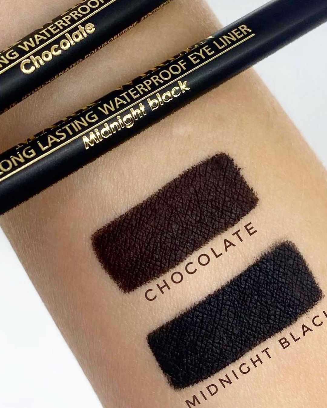 Mark Wirlen Водостойкий карандаш для глаз Chocolate Mark Wirlen Водостойкий карандаш для глаз Chocolate