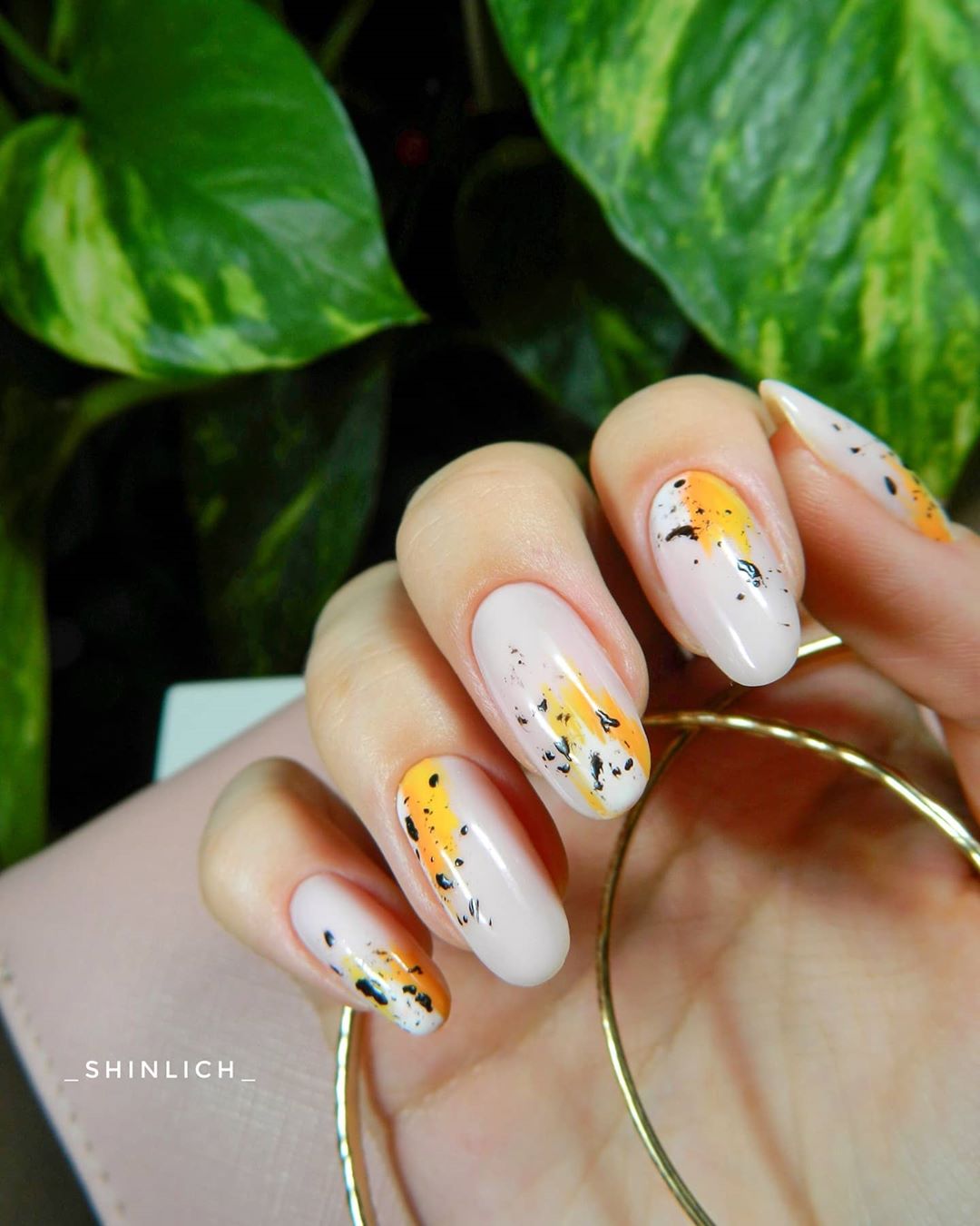 Гель-лак Kira Nails №009 (блідо-бежевий, емаль), 6 мл
