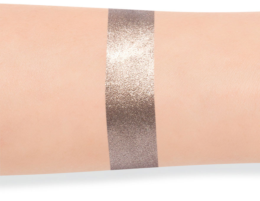 Danessa Myricks ColorFix 24 hr Cream Color Metallic- Iconic, Creamy Metallic Tint, 10 ml Danessa Myricks ColorFix 24 hr Cream Color Metallic- Iconic, Creamy Metallic Tint, 10 ml