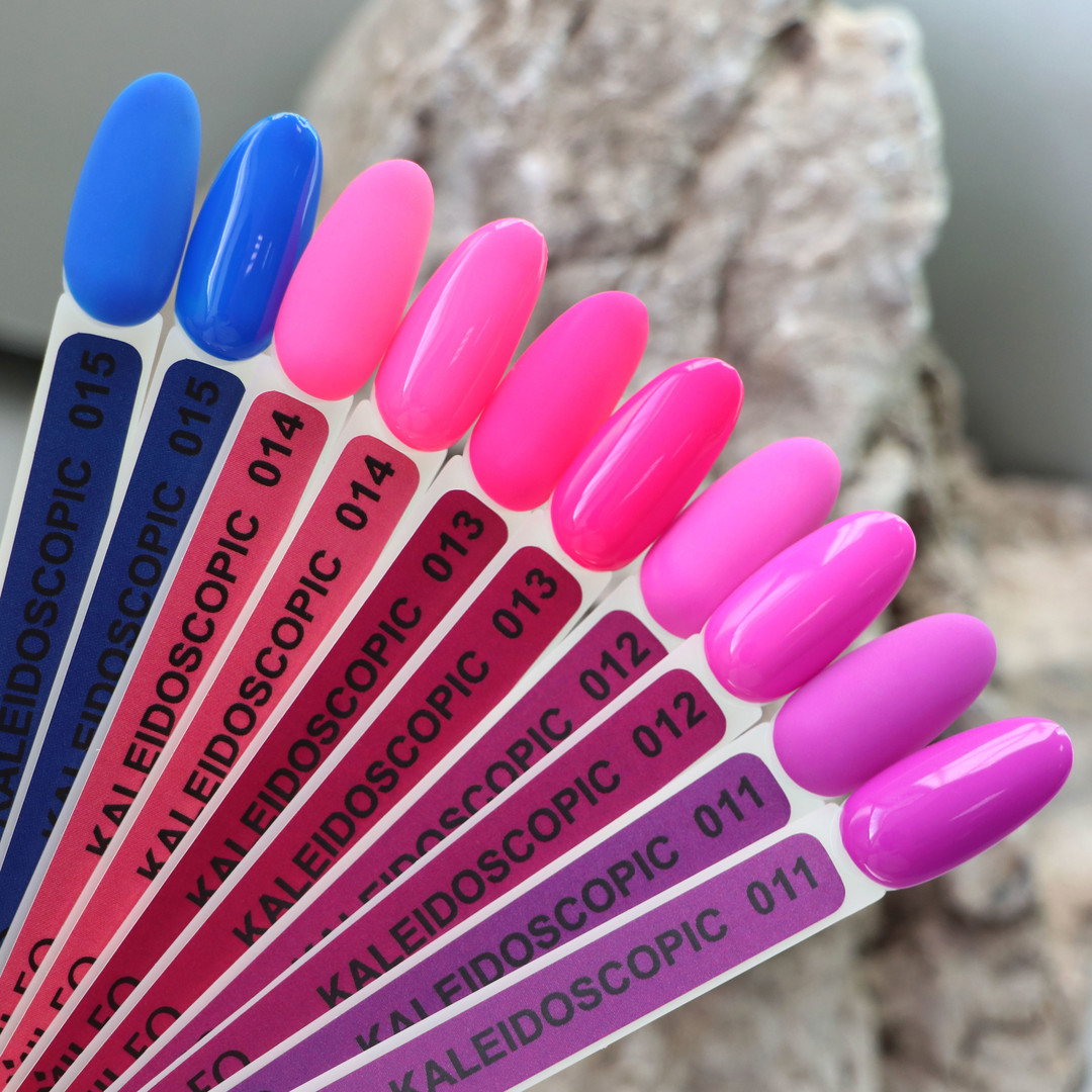 Komilfo Kaleidoscopic Collection K014 (hot pink, neon), 8 ml