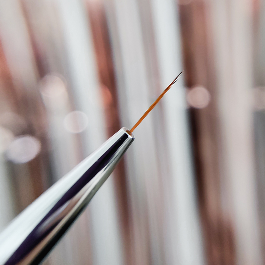 SAGA professional NEW brush #02 (Liner 10 mm)