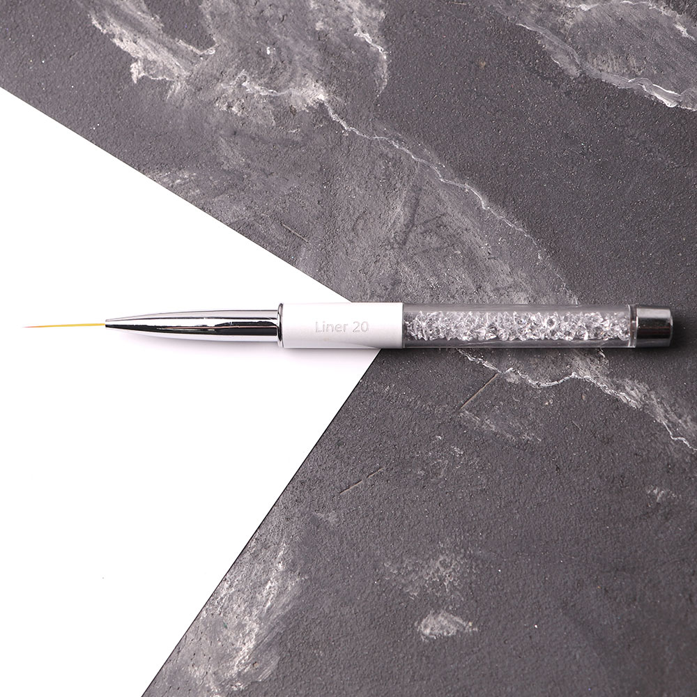 Кисть Komilfo Liner 20 (Nylon) Кисть Komilfo Liner 20 (Nylon)
