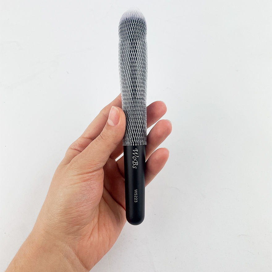 WOBS Brush for applying tonal cream, base and fat correction W5223, synthetic