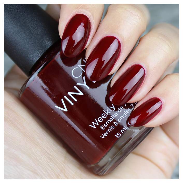 Лак CND Vinylux Weekly Polish Oxblood №222 (бордовий, емаль), 15 мл