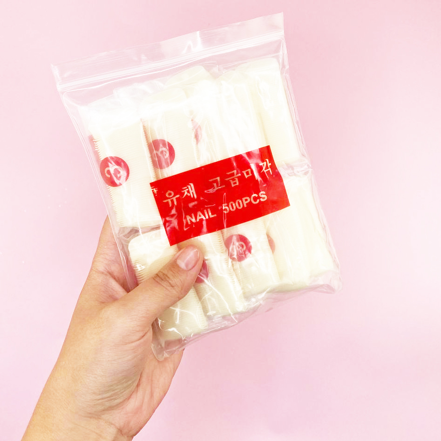 Oval tips, one size, matte, 500 pcs. Oval tips, one size, matte, 500 pcs.