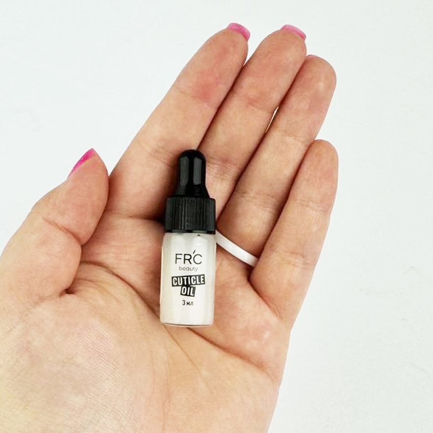FRC Beauty Thick Cuticle Oil with Rose Scent, 3 ml FRC Beauty Thick Cuticle Oil with Rose Scent, 3 ml