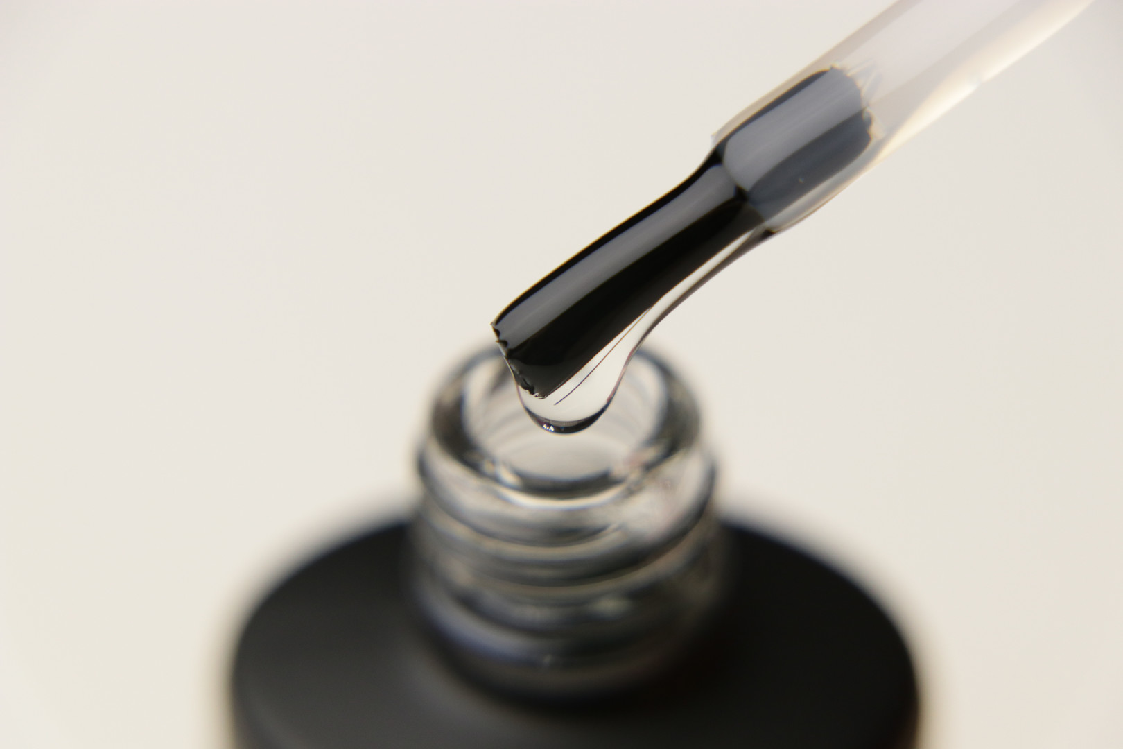 Couture Color Rubber Base Coat - base coat for nails, 15 ml