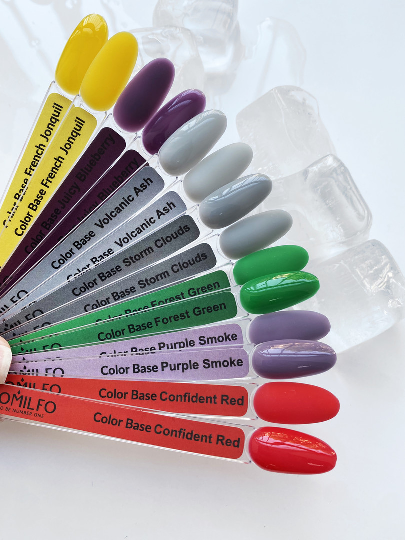 Komilfo Color Base Confident Red (classic red), 8 ml