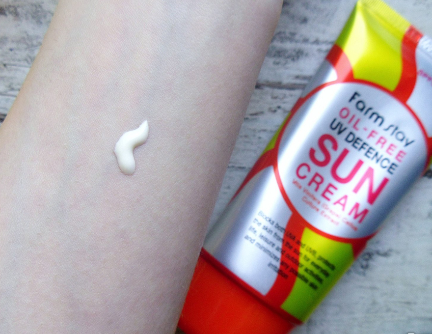 FARM STAY Oil-free UV Defense Sun Cream SPF50 + PA +++ Non-fat sunscreen, 70 ml