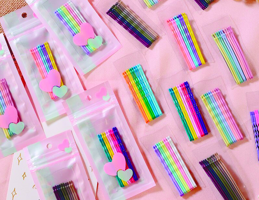 Multicolored invisible pins No. 9, 5.5 cm wavy (10pcs) Multicolored invisible pins No. 9, 5.5 cm wavy (10pcs)