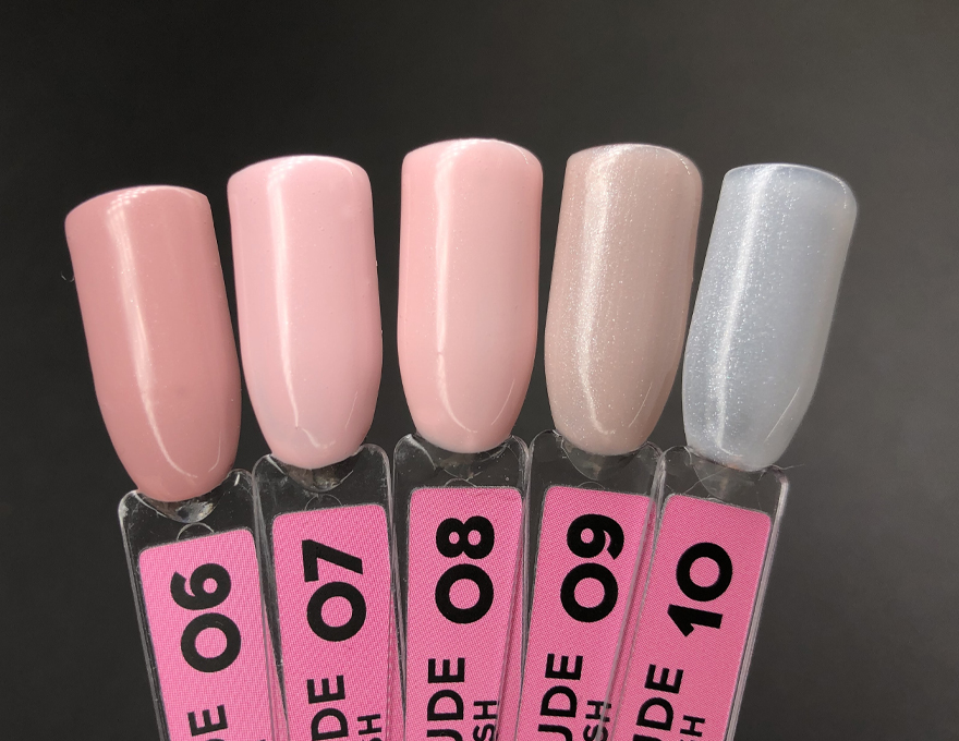 Гель-лак Couture Colour Soft Nude №10 (молочный с серебряным шиммером), 9 мл Гель-лак Couture Colour Soft Nude №10 (молочный с серебряным шиммером), 9 мл