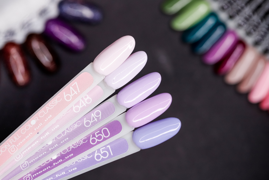 Гель-лак MOON FULL color Gel polish №650 насичений бузковий, 8 мл