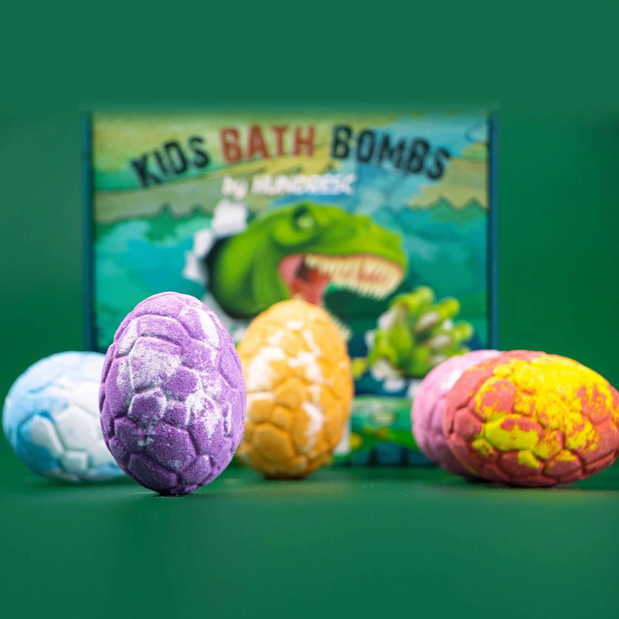 Set of bath bombs with toys inside, 700 g