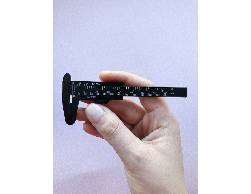 Eyebrow caliper, black