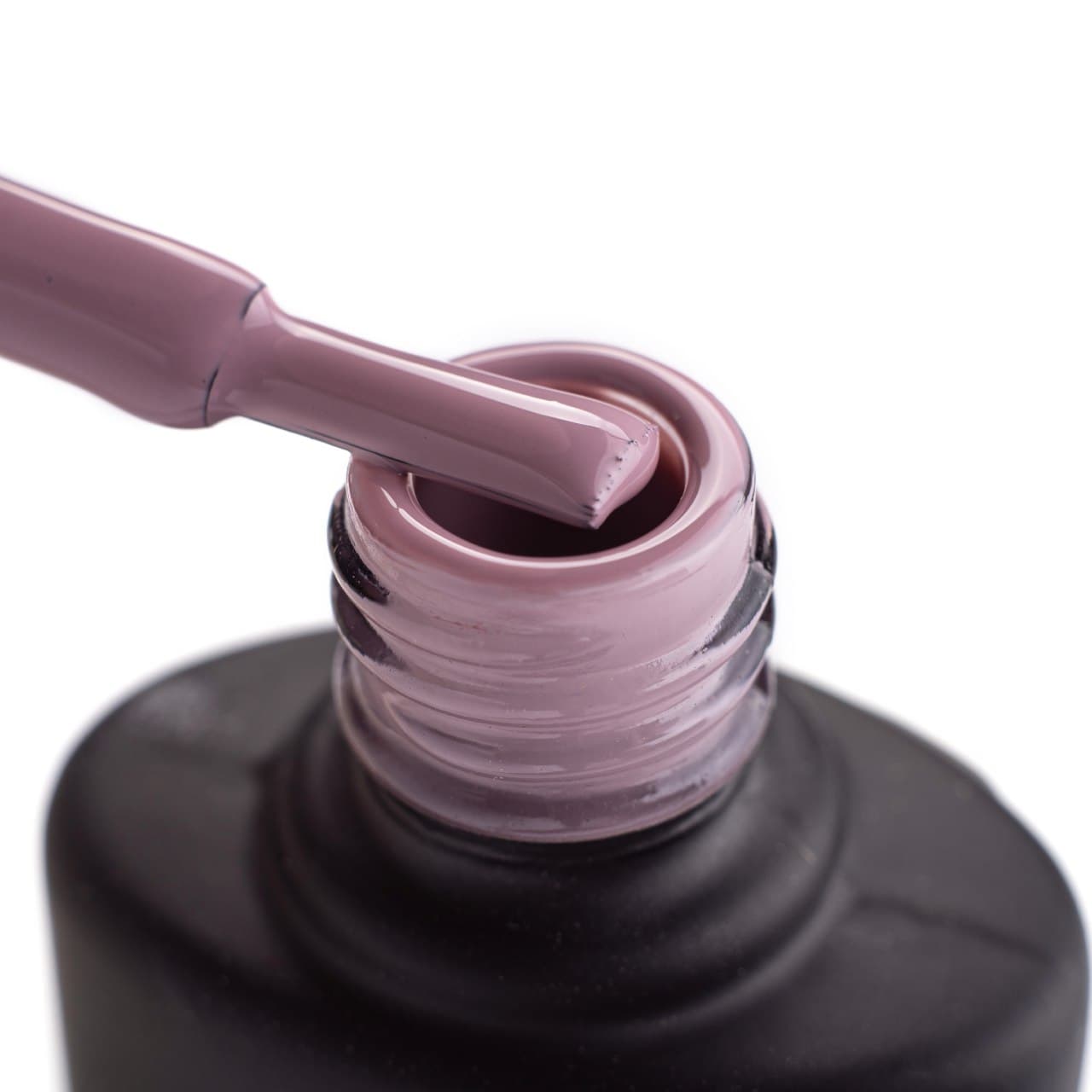 Gel varnish Komilfo Deluxe Series D320 Deauville mauve (lavender, enamel), 8 ml.
