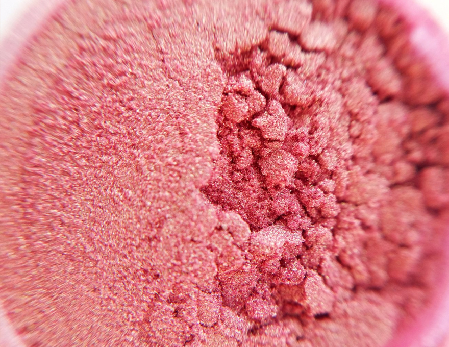 Pigment for eyelids SINART, Gold Red No. 66 (golden pink), 1 g