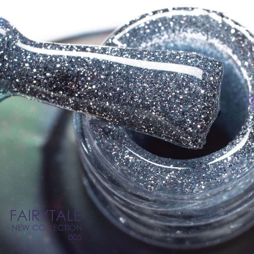 Гель-лак Komilfo Fairytale Cat Eye 005 (нежно-голубой, магнитный, светоотражающий), 8 мл