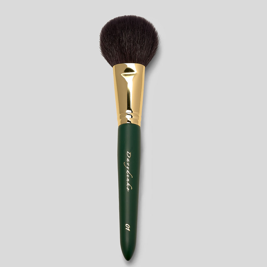 Davydenko Beauty Cosmetic brush 01