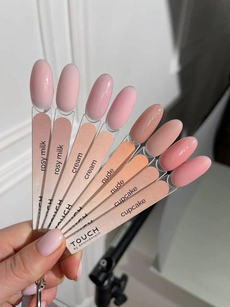 Touch База кольорова Cover Base Nude, 30 мл NEW Touch База кольорова Cover Base Nude, 30 мл NEW