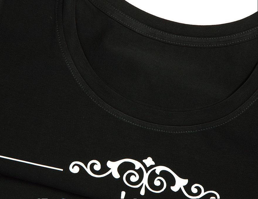 Komilfo T-shirt, size S