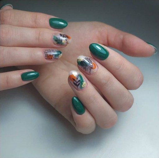Гель-лак Couture Colour №121 (темно-зеленый, эмаль), 9 мл Гель-лак Couture Colour №121 (темно-зеленый, эмаль), 9 мл