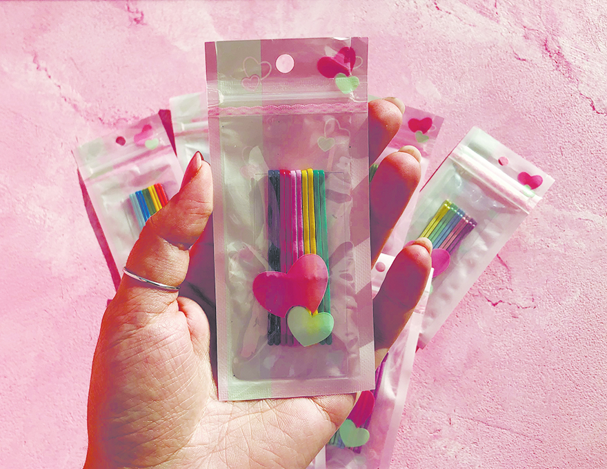 Multicolored invisible pins No. 9, 5.5 cm wavy (10pcs) Multicolored invisible pins No. 9, 5.5 cm wavy (10pcs)