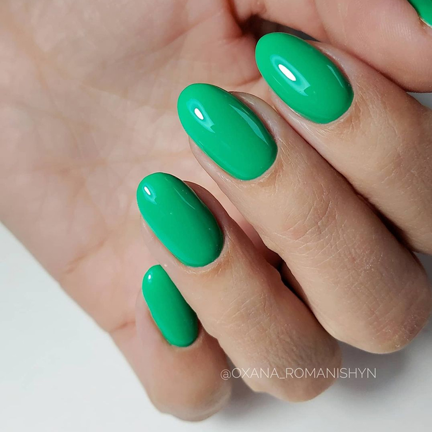 FOX DOUBLEMINT gel varnish No. 002 (bright mint, enamel), 7 ml FOX DOUBLEMINT gel varnish No. 002 (bright mint, enamel), 7 ml