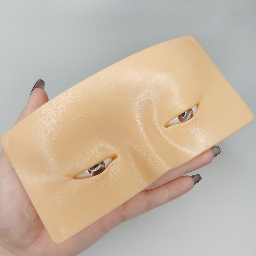 Reusable mask for makeup training