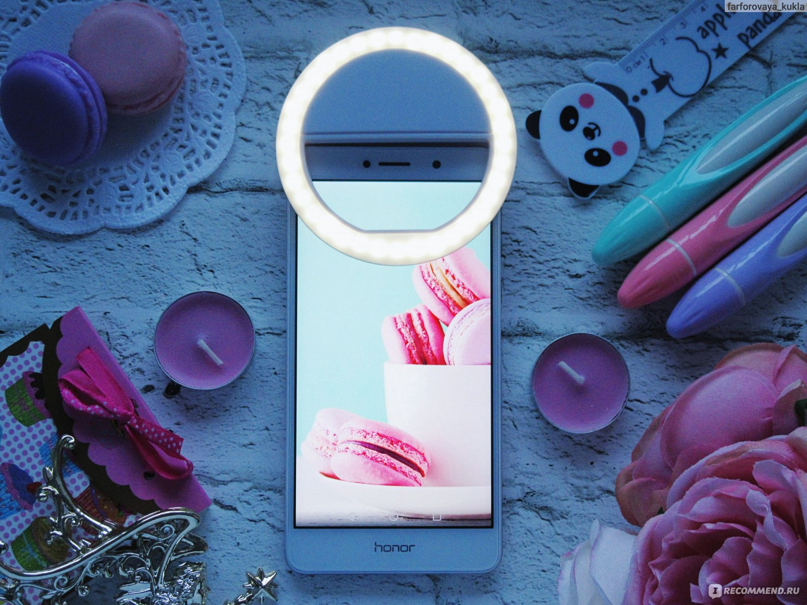 Selfie Ring Light - LED ring for photos, blue