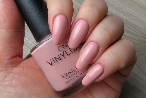 Лак CND Vinylux Weekly Polish - 215 (рожево-кораловий, емаль), 15 мл