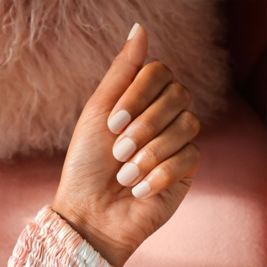 Лак CND Vinylux - Mover & Shaker (371) (кремовый​, эмаль), 15 мл