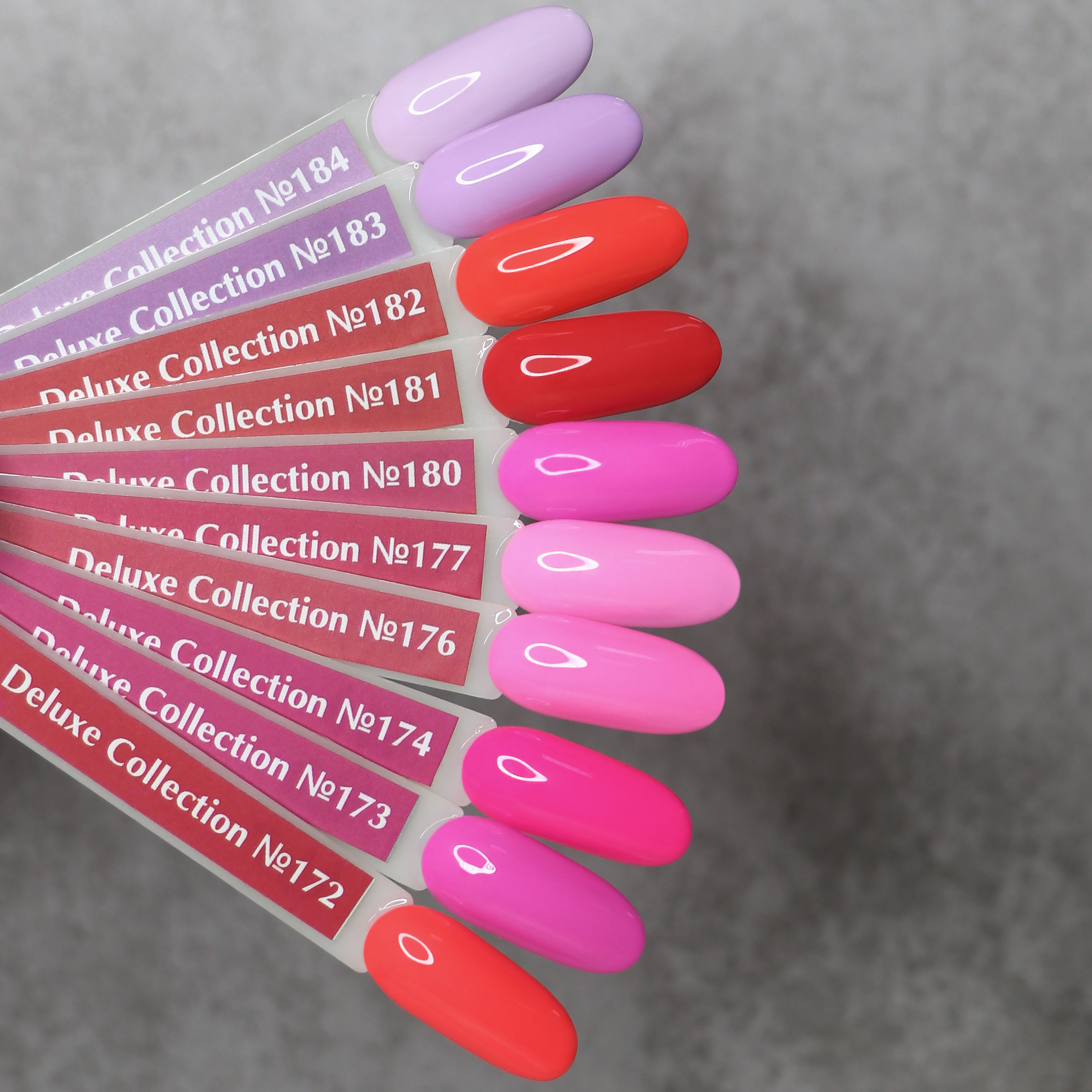 Gel varnish Komilfo DeLuxe Termo C003 (light brown, when heated - bright light green), 8 ml