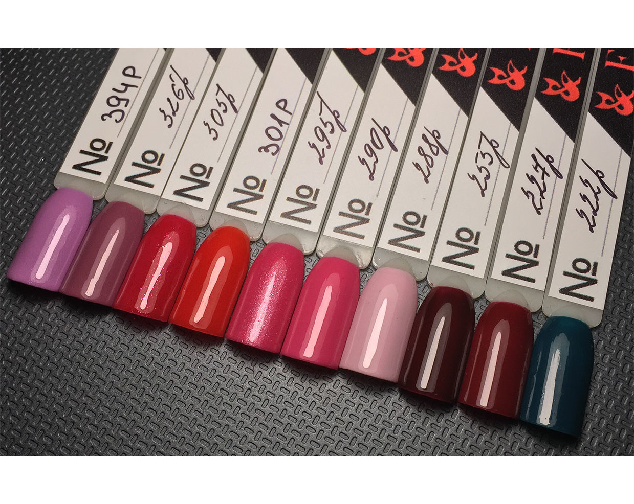 FOX gel varnish No. 326 (pastel purple, enamel), 7 ml