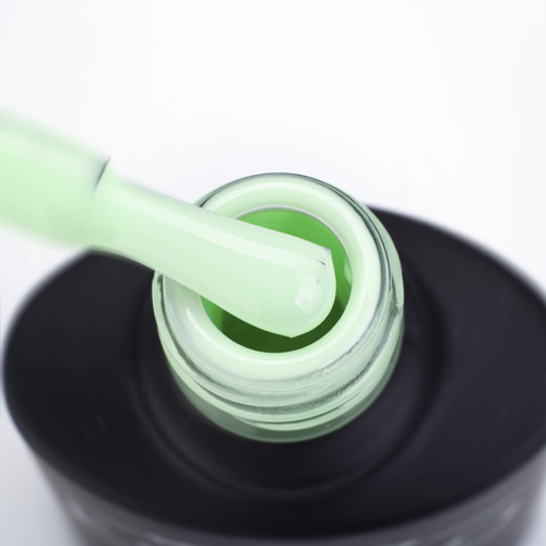 Gel varnish Komilfo Deluxe Series D192 (light, pastel green, enamel), 8 ml.
