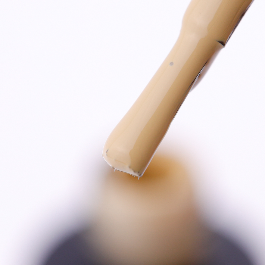 Гель-лак ADORE Professional №466 (вершково-карамельний, емаль), 7,5 мл Гель-лак ADORE Professional №466 (вершково-карамельний, емаль), 7,5 мл
