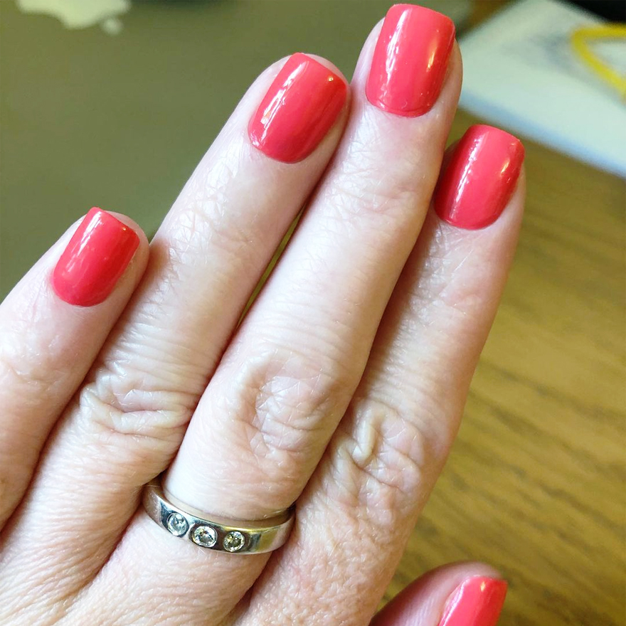 Лак CND Vinylux Weekly Polish - 154 Tropix (лососевий, емаль), 15мл