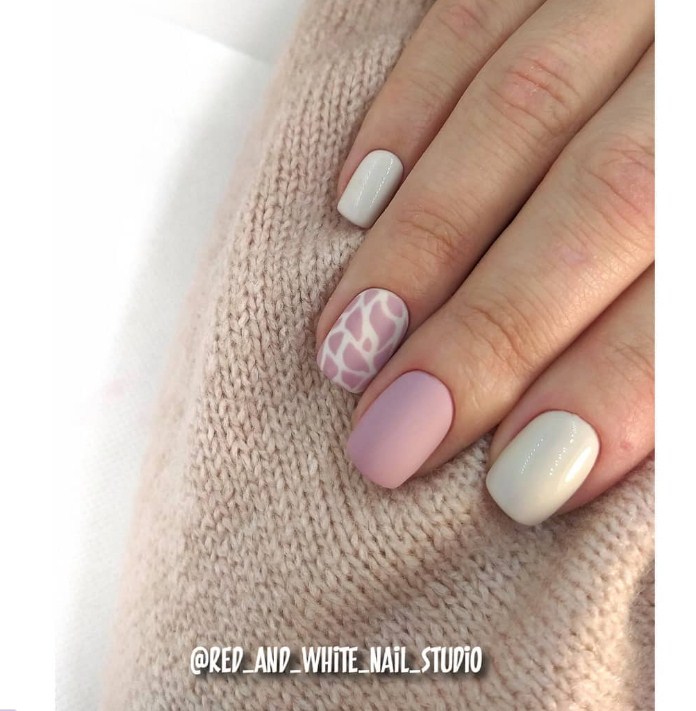 Гель-лак MOON FULL color Gel polish №199 (приглушений сіро-рожевий, емаль), 8 мл Гель-лак MOON FULL color Gel polish №199 (приглушений сіро-рожевий, емаль), 8 мл