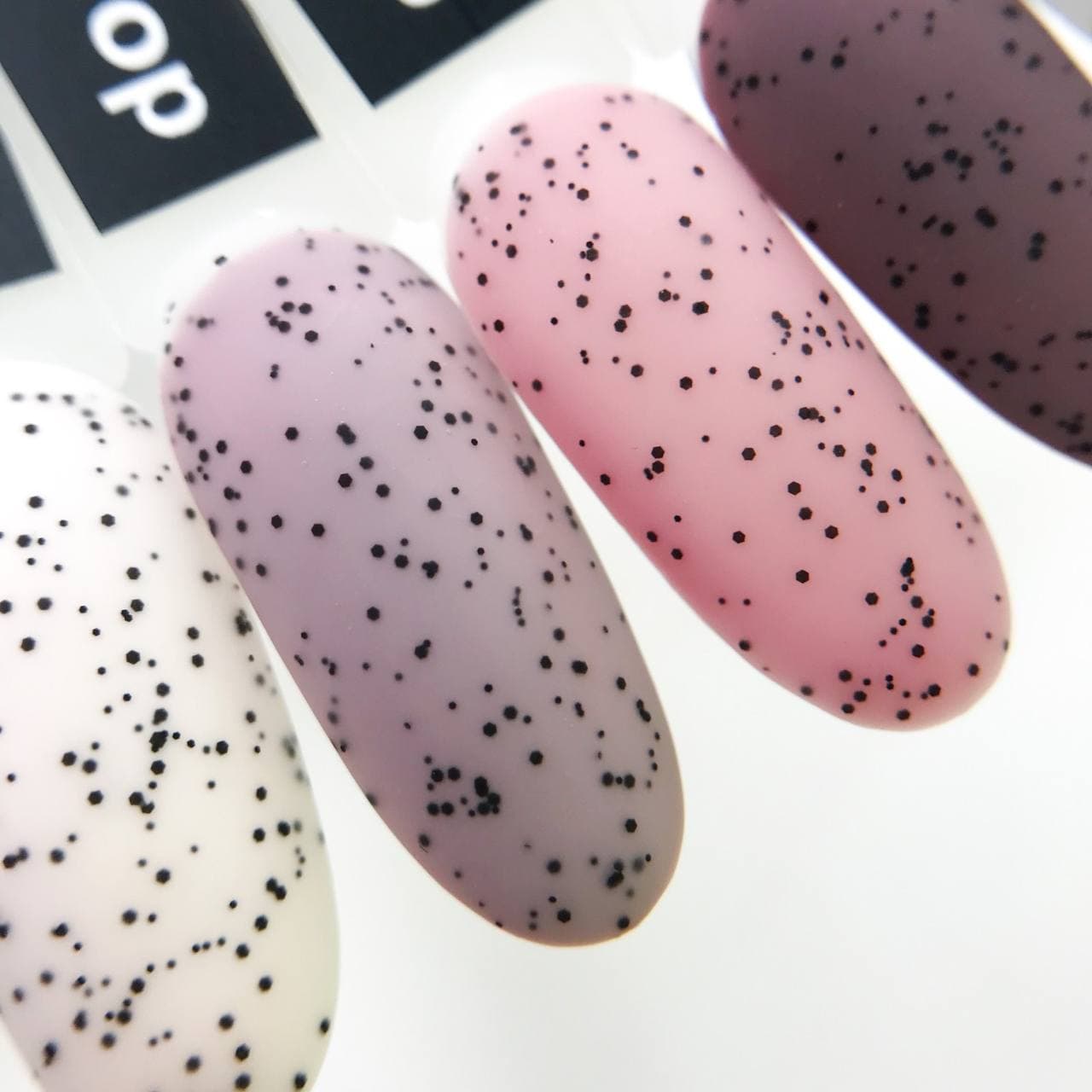 Komilfo No Wipe Matte Dragon Fruit Top - matte top without sticky layer with crumb, 8 ml