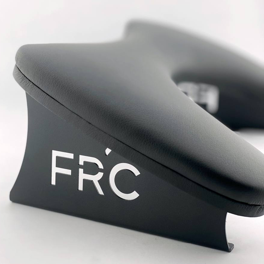 FRC Beauty Armrest shaped on black legs Black