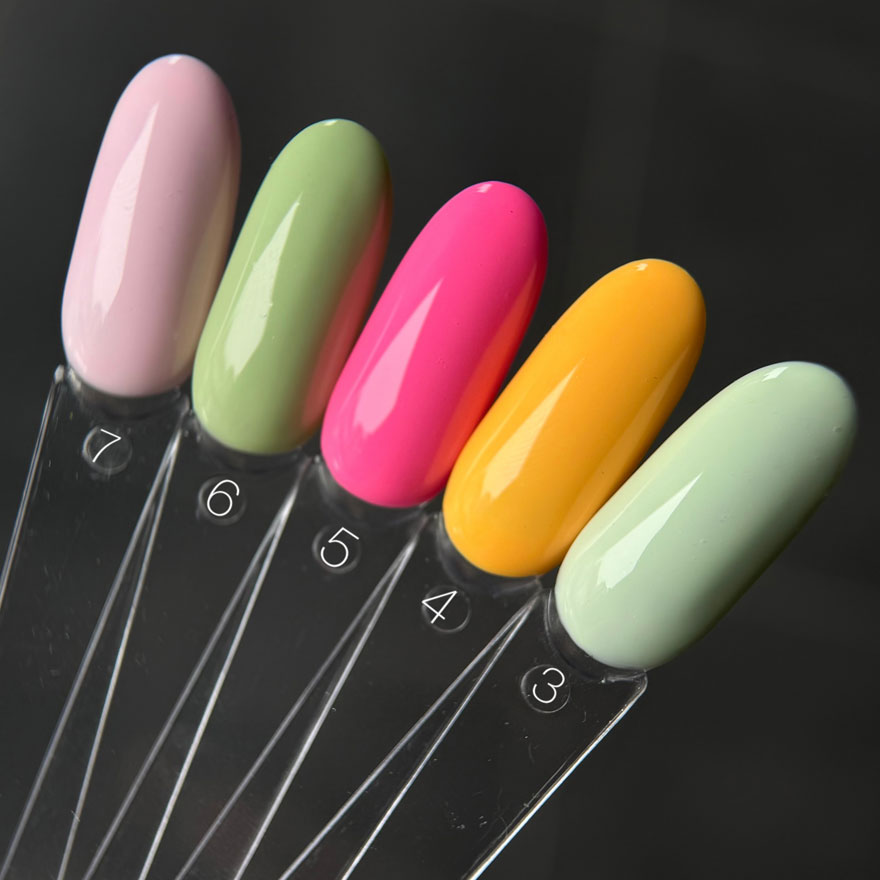 SAGA professional Gel Polish Marmalade 1 (green-yellow with flakes), 9 ml SAGA professional Gel Polish Marmalade 1 (green-yellow with flakes), 9 ml