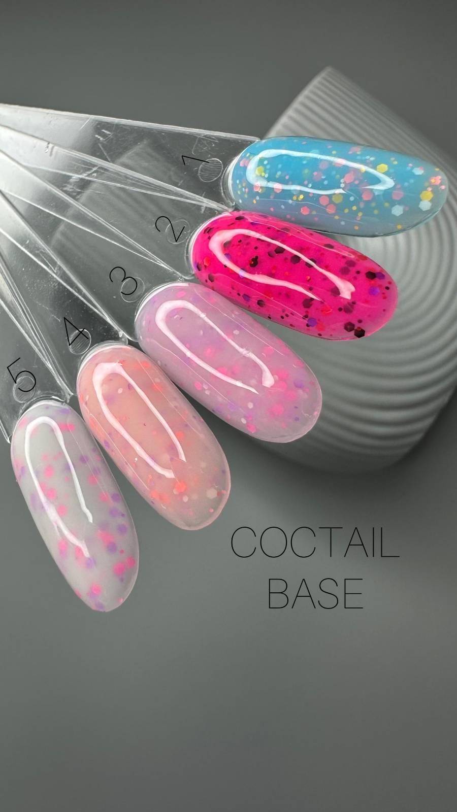 SAGA professional COCTAIL BASE 03 (світло-рожевий з пластівцями), 13 мл