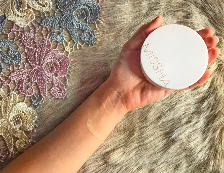 MISSHA Magic Cushion Cover Lasting (SPF50 + PA +++) Cushion Foundation, No. 23 (Natural Beige), 15 g