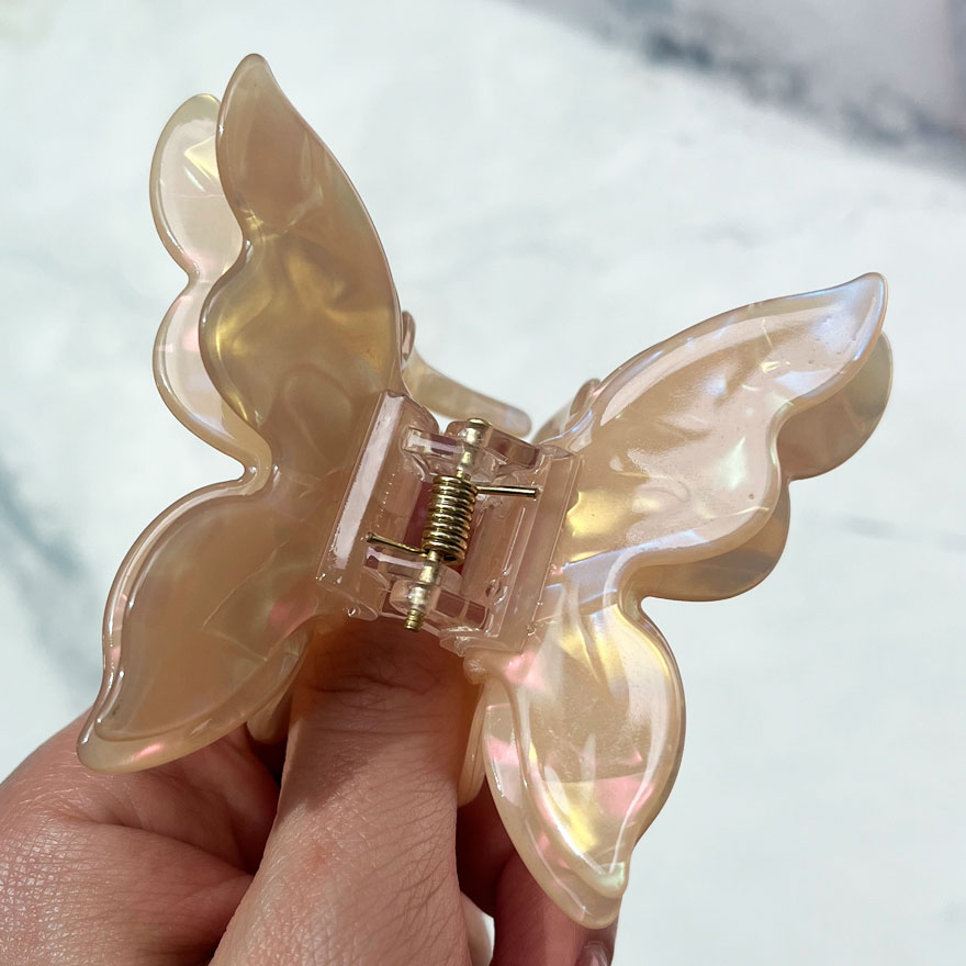 Crab butterfly with double wings mother of pearl cream