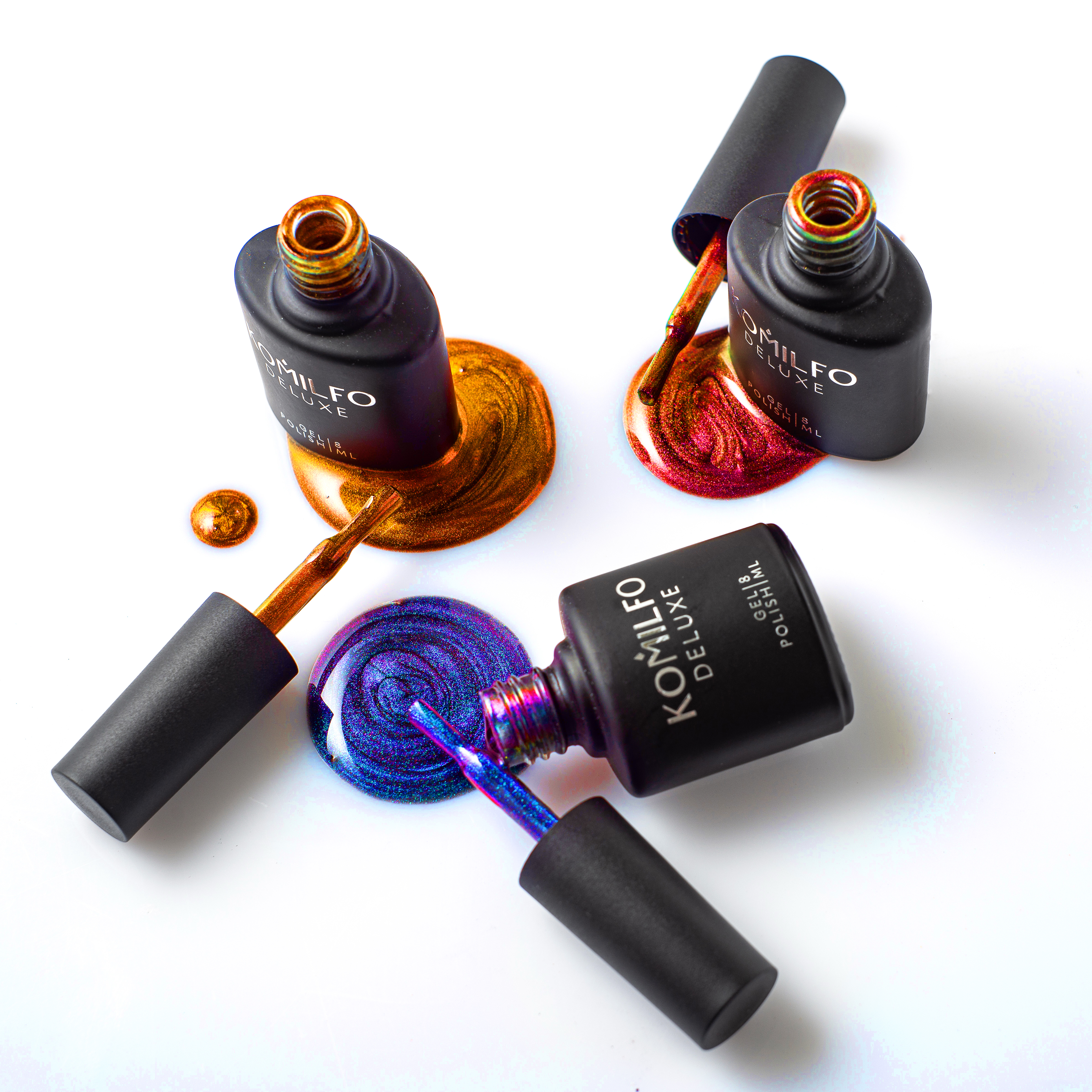 Komilfo 9D Cat's eye 003 gel varnish (purple-copper, magnetic), 8 ml