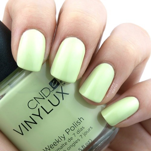 CND Vinylux Weekly Polish - Sugar Cane (245) (light green, enamel), 15 ml